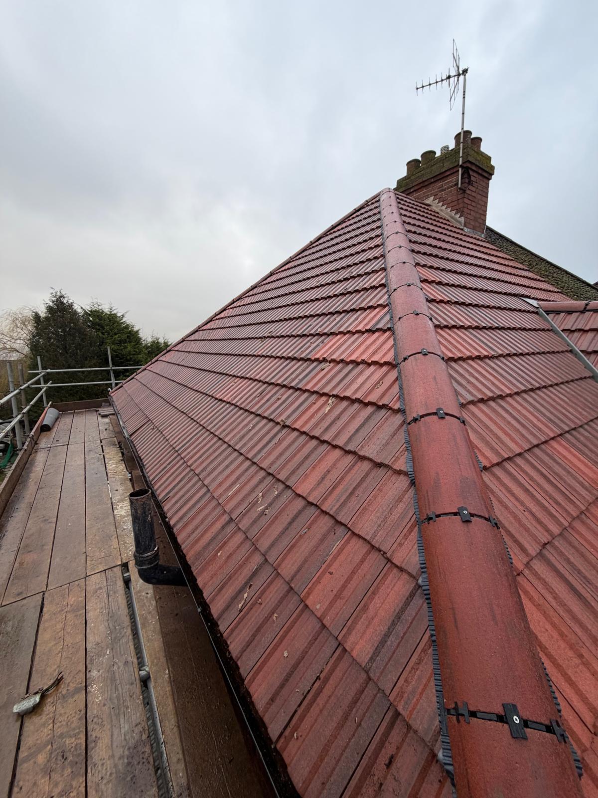 New roof installation in Buckinghamshire during construction
